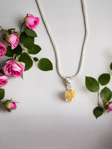 Natural Citrine Pendant with Silver-Plated Chain – Crystal for Wealth, Confidence, and Manifestation
