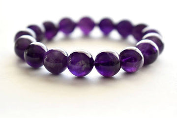 Benefits of Wearing an Amethyst Crystal Bracelet Daily