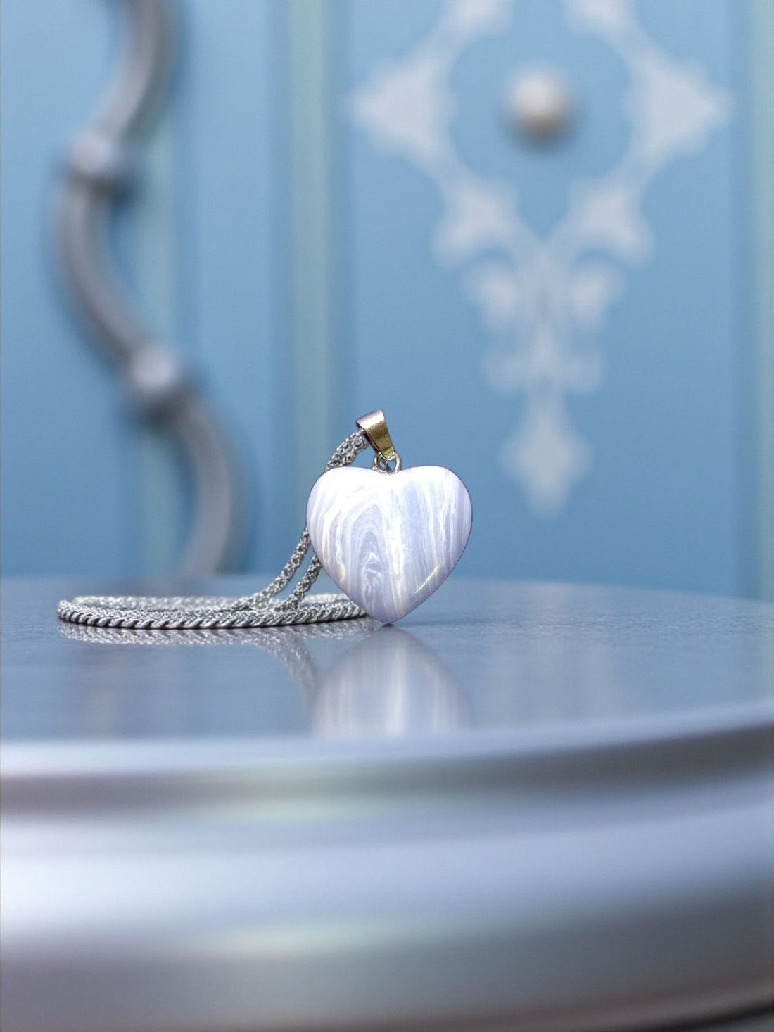 Heart-Shaped Blue Lace Agate Pendant with Silver-Plated Chain – Crystal for Calm, Communication, and Emotional Balance